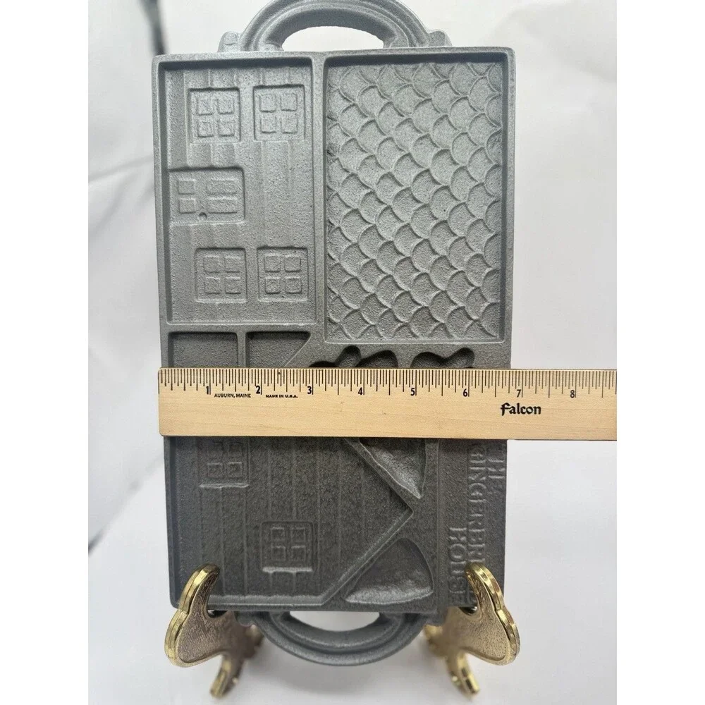 Vintage The Gingerbread House John Wright Cast Iron Mold Baking 1985 USA Made
